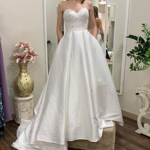 Stella York Wedding Dress